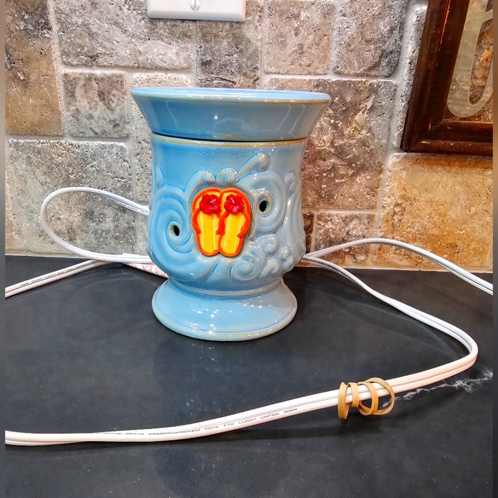 Wax warmer